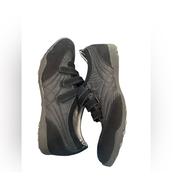 Steve Madden Womens Black Comfort Sneakers Size 8 Three Strap Athletic Shoes - Picture 6 of 7